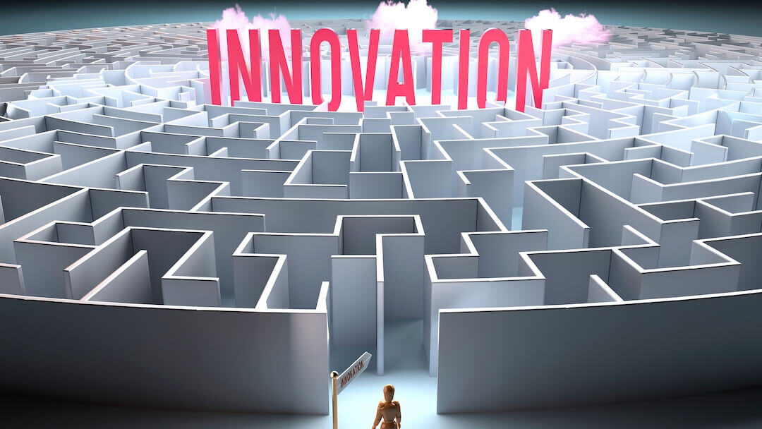 Mastering the Innovation of Data-Driven Services